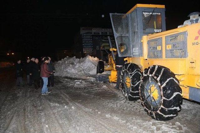 Tuşba Belediyesi’nden Karla Mücadele Seferberliği