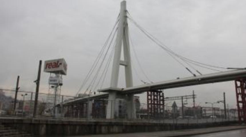 Valilik Yaya K&ouml;pr&uuml;s&uuml;nde &Ccedil;alışmalar S&uuml;r&uuml;yor