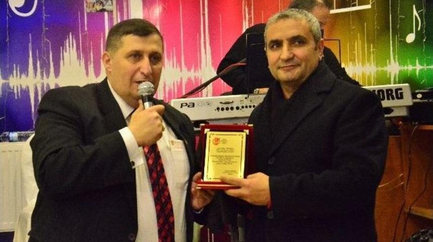 Gazeteciler Dayanışma Gecesinde Moral Buldu