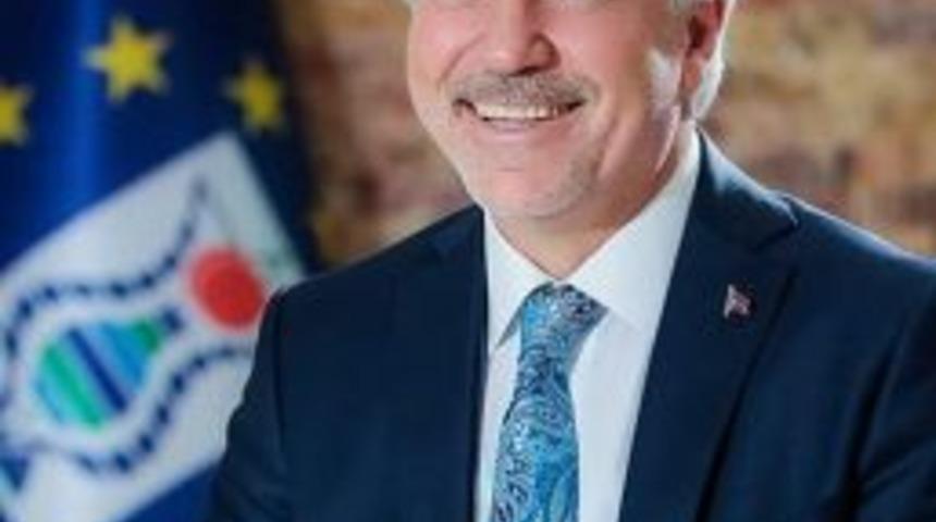 Kamil Sara&ccedil;oğlu: Gazeteciler, D&uuml;ş&uuml;nce Ve İfade &Ouml;zg&uuml;rl&uuml;ğ&uuml;n&uuml;n En Etkili Temsilcileridir