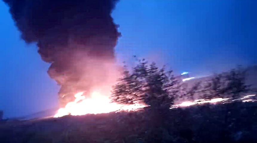 Rusya'da yolcu uçağı pistten çıkarak alev aldı! Yaralılar var