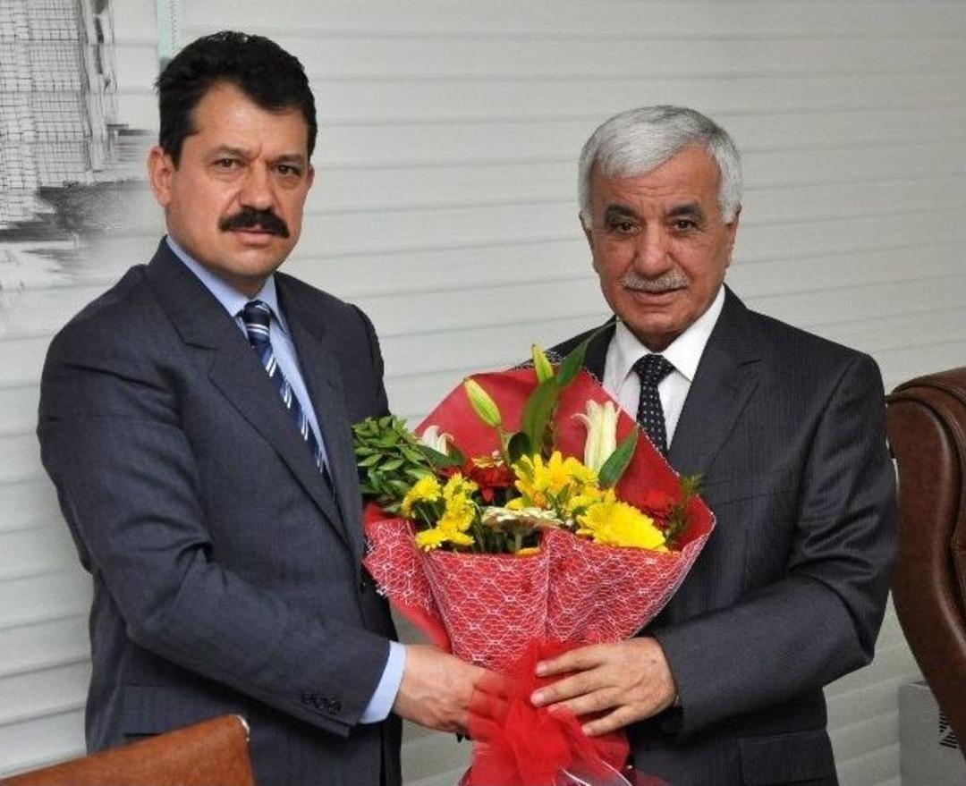 Emekliye Ayrılan Cumhuriyet Savcısı Ve Hakimlere Veda