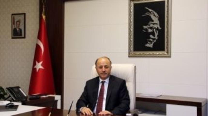 Bartın Valisi Azizoğlu: &ldquo;basın Camiasının Demokrasinin Korunmasında &Ouml;nemli G&ouml;revleri Var&rdquo;