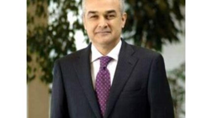 Ak Parti&rsquo;li Savaş, &Ccedil;alışan Gazetecileri Unutmadı