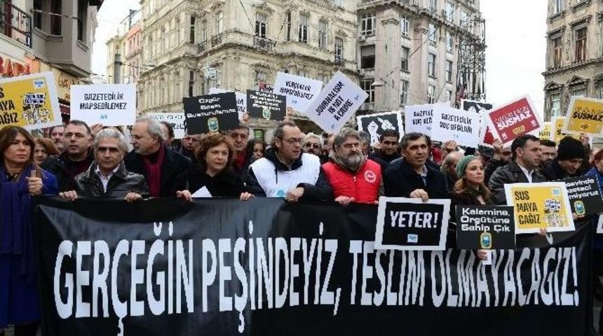 Gazetecilerden, &ldquo;&ccedil;alışan Gazeteciler G&uuml;n&uuml;&rdquo; Eylemi