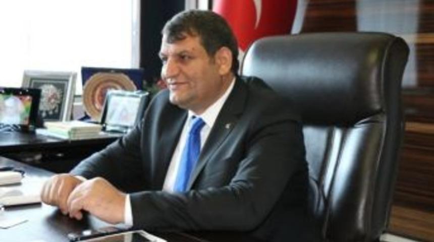 Abd&uuml;lhakim Ayhan&rsquo;ın , 10 Ocak &Ccedil;alışan Gazeteciler G&uuml;n&uuml; Mesajı