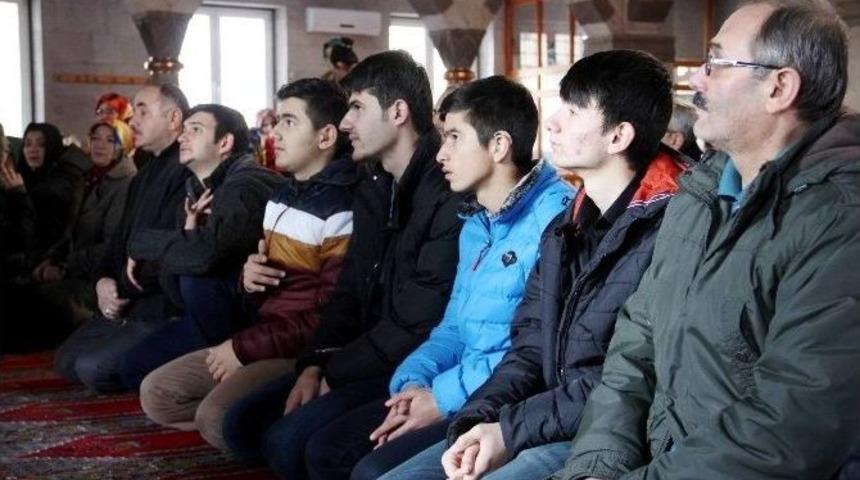 İşitme Engellilere İşaret Dili İle Hac Ve Umre Provası Yaptırıldı