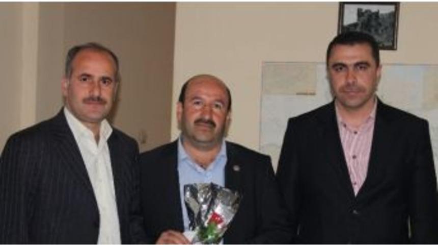 Siirt Diva Sen’den Karanfil, Eğitim-bir-sen’den Kutlama