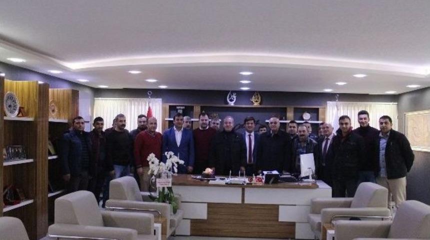 Başkan Şahiner&rsquo;e S&uuml;priz Doğum G&uuml;n&uuml; Kutlaması