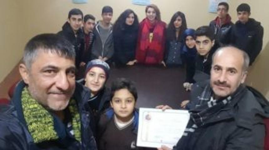 Fotoğraf&ccedil;ılık Kursu Sona Erdi, Başarılı &Ouml;ğrencilere Belgeleri Verildi