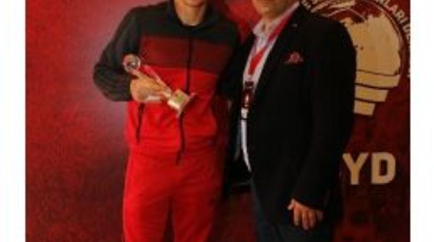 Chahechouhe: "hocalarımla Cuma Namazına Gitmek Gurur Verici"