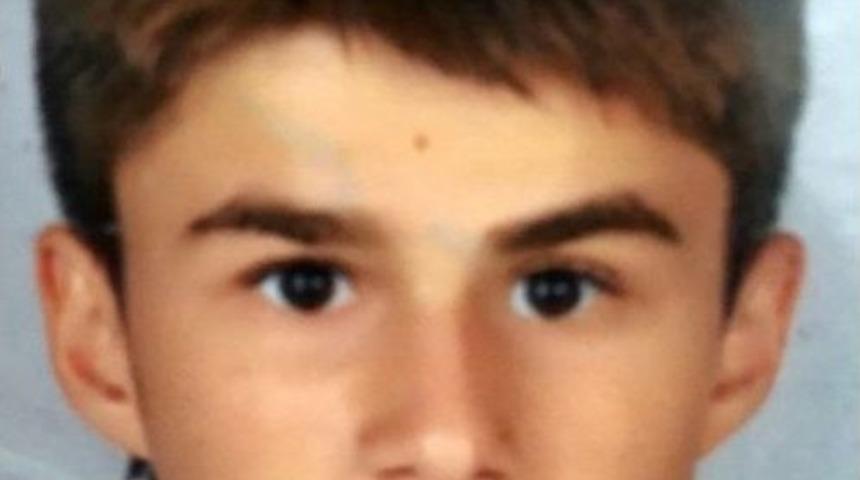 Manavgat&rsquo;ta Motosikletler &Ccedil;arpıştı: 1 &Ouml;l&uuml;, 2 Yaralı