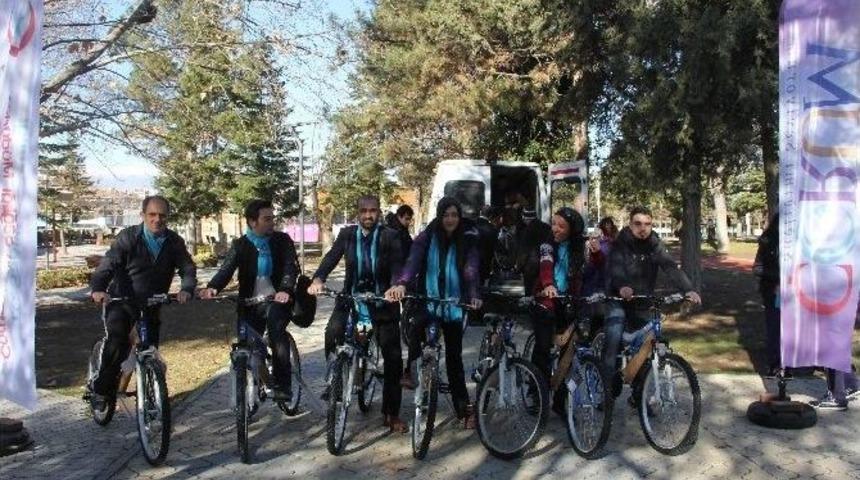 Halk Sağlığı M&uuml;d&uuml;rl&uuml;ğ&uuml;&rsquo;nden Gazetecilere Jest