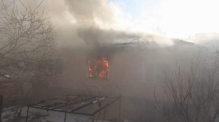 İtfaiye Aracı Bozuldu, Yangın B&uuml;y&uuml;d&uuml;