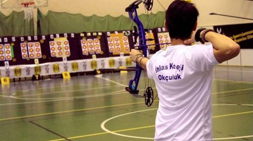 İhlas Koleji&rsquo;nde Ok&ccedil;uluk Şampiyonası