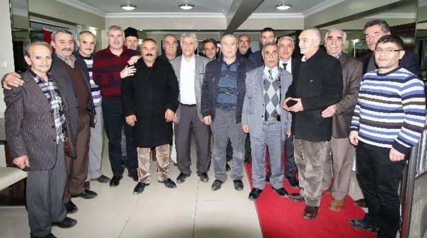 Belediye Başkanı Memiş, Muhtarlarla Toplantılarını S&uuml;rd&uuml;r&uuml;yor