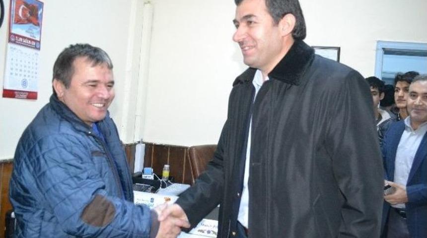 Halterin Efsane İsmi S&uuml;leymanoğlu, Atat&uuml;rk Erkek Yetiştirme Yurdu&rsquo;nu Ziyaret Etti