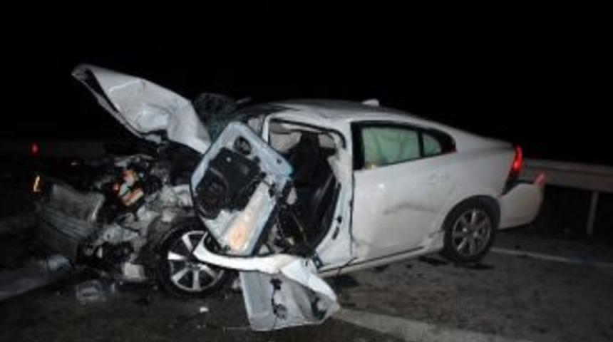 Kırıkkale&rsquo;de Trafik Kazası: 1 &Ouml;l&uuml;, 2 Yaralı