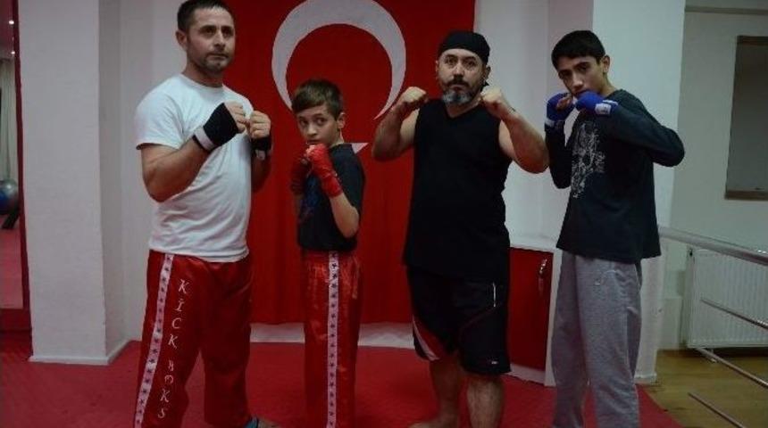 Baba Benimle Boks Yap