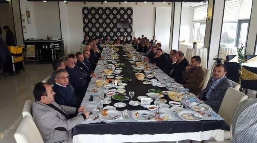 Hizmet-iş Sendikası &Ouml;nc&uuml;l&uuml;ğ&uuml;nde Stk&rsquo;lar Bir Araya Geldi