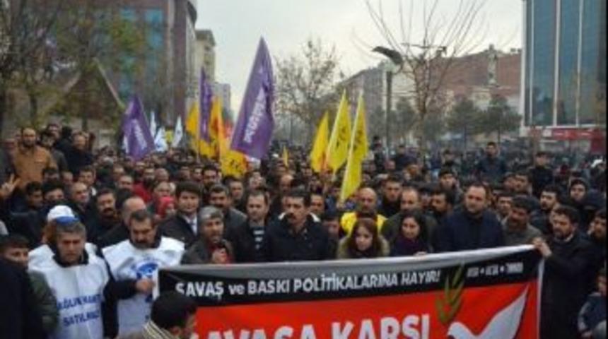 70 Sağlık &Ccedil;alışanı Hakkında Soruşturma