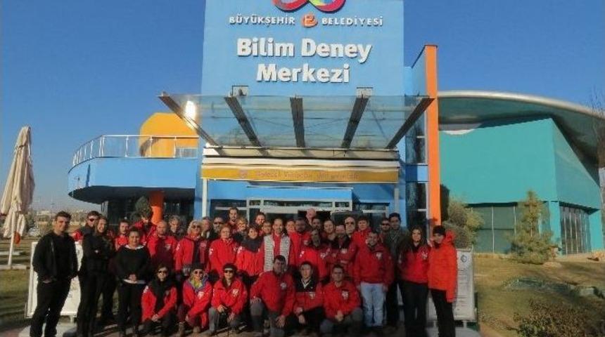 Akut Ve B&uuml;y&uuml;kşehir&rsquo;den Ortaklaşa Afet Farkındalık At&ouml;lyeleri