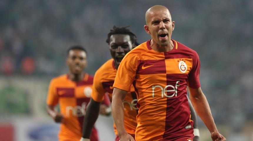 Sporting'in Galatasaray'dan Feghouli'yi istediği iddia edildi!