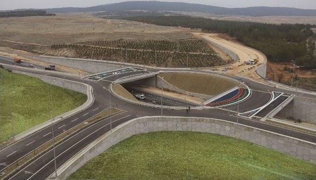 Şehirgösteren Köprülü Kavşak Trafiğe Açıldı