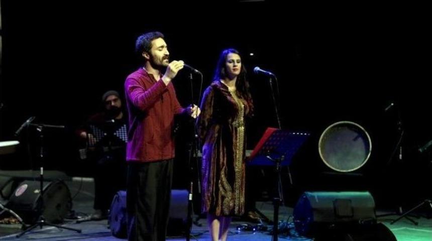 Tskm&rsquo;de Fars&ccedil;a Ezgiler Y&uuml;kseldi