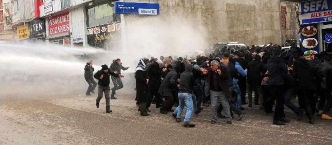 Van&rsquo;da Olaylar &Ccedil;ıktı