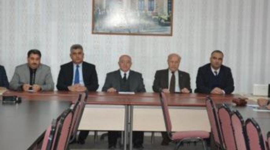 Sevgili, Lise M&uuml;d&uuml;rleri İle Bir Araya Geldi