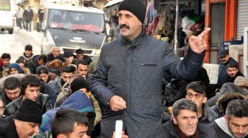 Hakkari&rsquo;de Oturma Eylemi