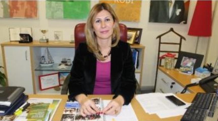 Burhaniye Denizbank&rsquo;a Bayan M&uuml;d&uuml;r