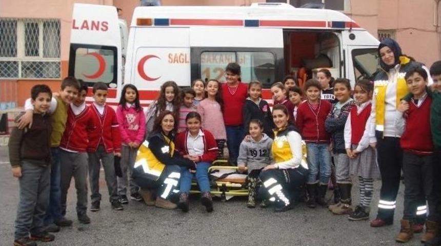 &Ouml;ğrencilere İlk Yardım Eğitimi Verildi