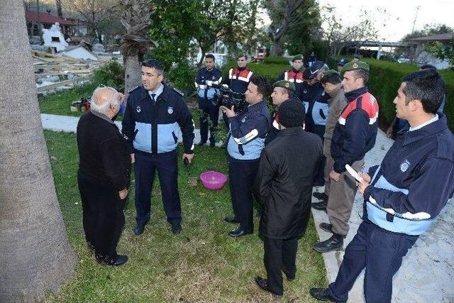 Adrasan’da Kaçak İşletmelere Yıkım