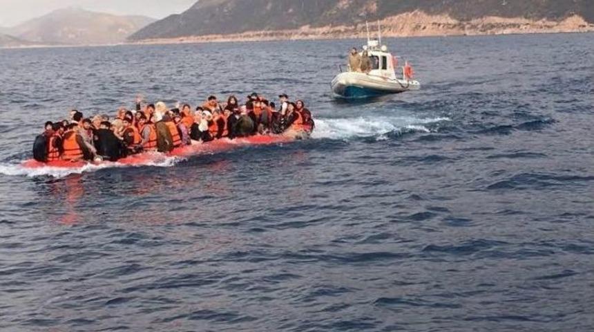 Antalya&rsquo;da 62 M&uuml;lteci Yakalandı