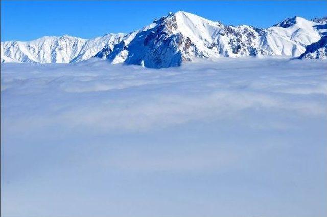Hakkari Bulutlar Altında 2