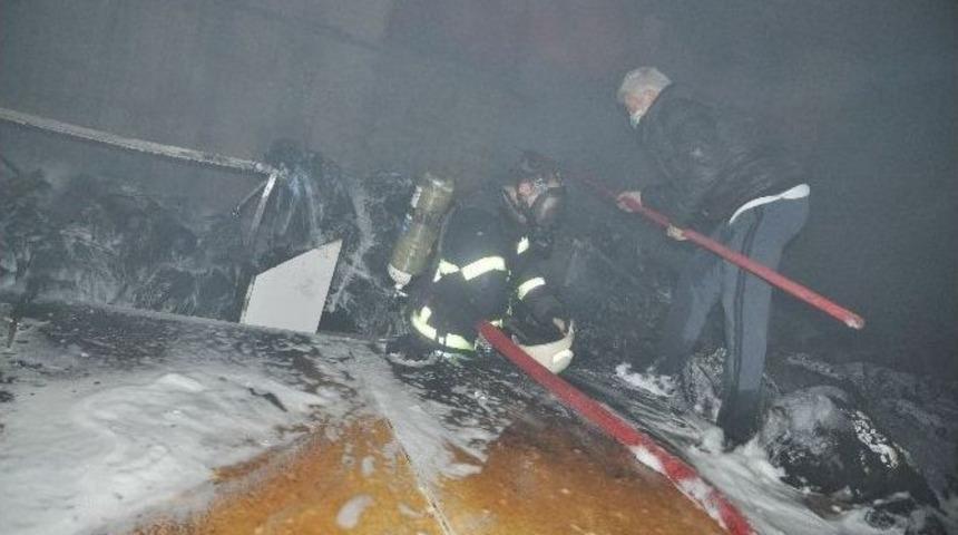 Tokat&rsquo;ta Tekstil Fabrikasında Yangın