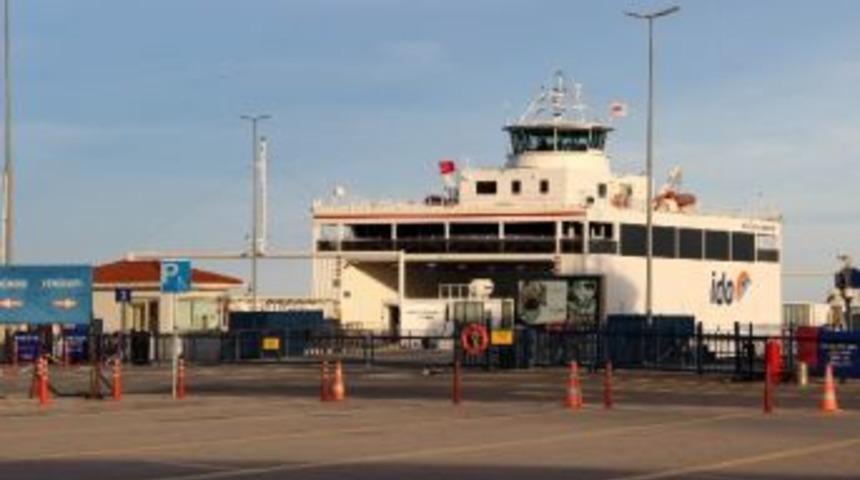 Yalova&rsquo;da Deniz Ulaşımına Lodos Engeli