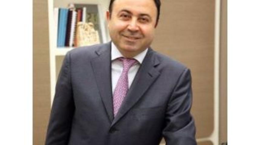 G&ouml;ğ&uuml;s B&uuml;y&uuml;tme Ameliyatı, S&uuml;t Vermeye Engel Olmuyor