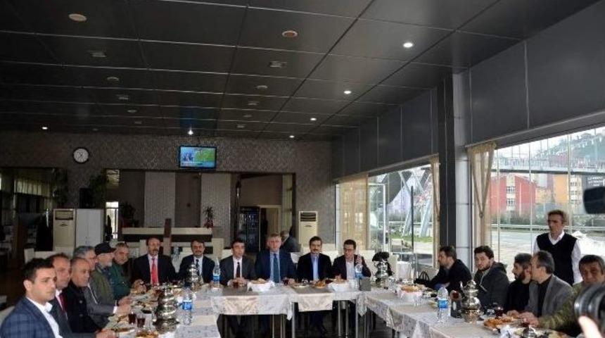 Başkan Sarıalioğlu, Basın Mensuplarıyla Yemekte Bir Araya Geldi