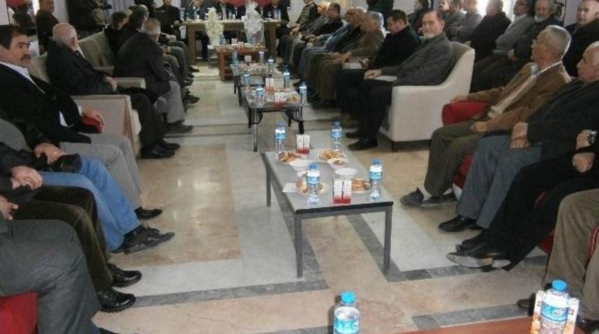 Bolvadin&rsquo;i &ldquo;asırlık &Ccedil;ınarlar&rdquo; İsimli Kitabın Tanıtımı Yapıldı