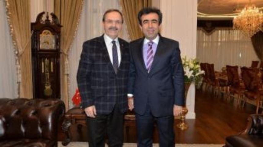 Başkan Şahin, Vali G&uuml;zeloğlu&rsquo;nu Ziyaret Etti