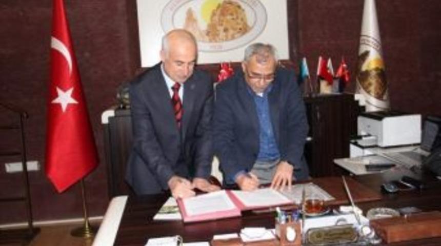 U&ccedil;hisar Belediyesi&rsquo;nde Memurların Sosyal Denge S&ouml;zleşmesi Yenilendi