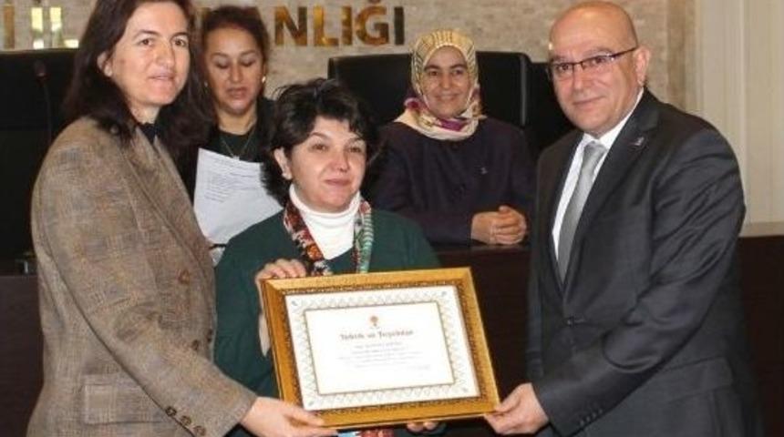 Ak Kadınlar Danışma Toplantısında Bir Araya Geldi