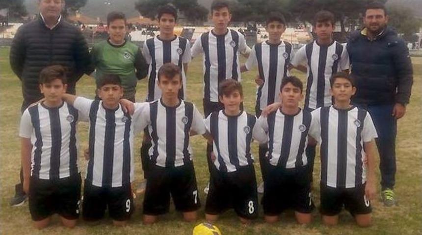 &Ccedil;eşme Belediyespor&rsquo;a &Uuml;&ccedil;&uuml;nc&uuml; Taze Kan