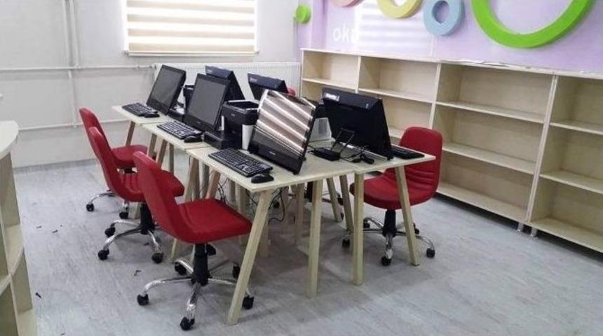 Niğde&rsquo;de Okullara Z- K&uuml;t&uuml;phane Yapılıyor