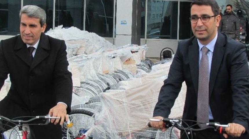 Bing&ouml;l&rsquo;de &lsquo;obezite&rsquo; İle M&uuml;cadele S&uuml;r&uuml;yor