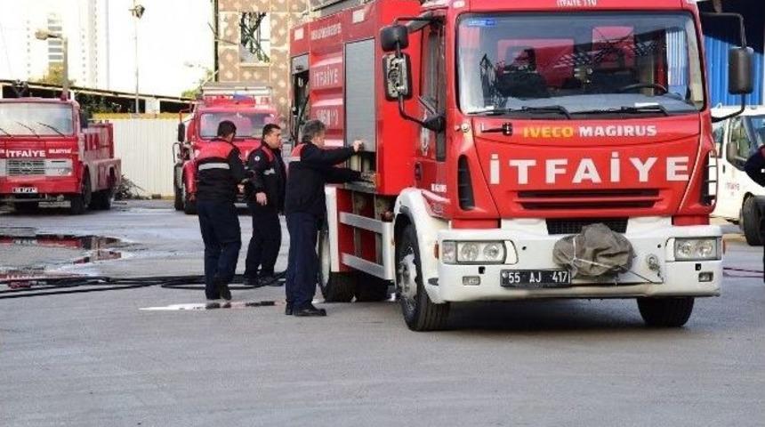 Samsun İtfaiyesi 2015&rsquo;te 5 Bin 358 Vakaya M&uuml;dahale Etti