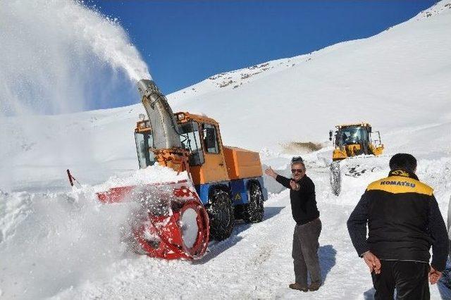 Durankaya’da 22 Köy Yolu Ulaşıma Açıldı